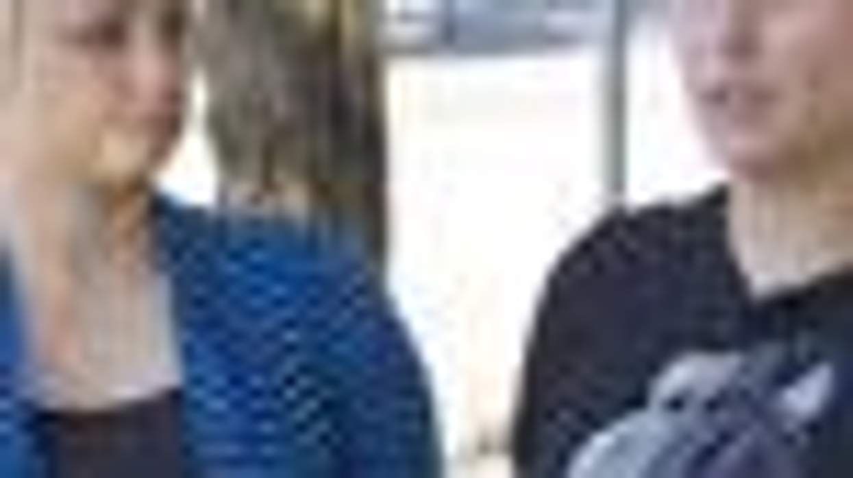 Portland Or. Lesbian Couple Booted from Cab for Being Too Affectionate