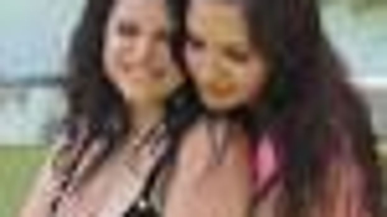 WATCH: Adorable Singing Girlfriends Bria and Chrissy are #ProudToLove