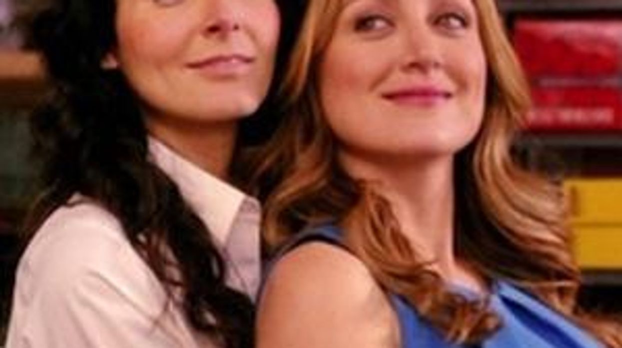 'Rizzoli and Isles' Totally Play Up Lesbian Chemistry for Fanbase