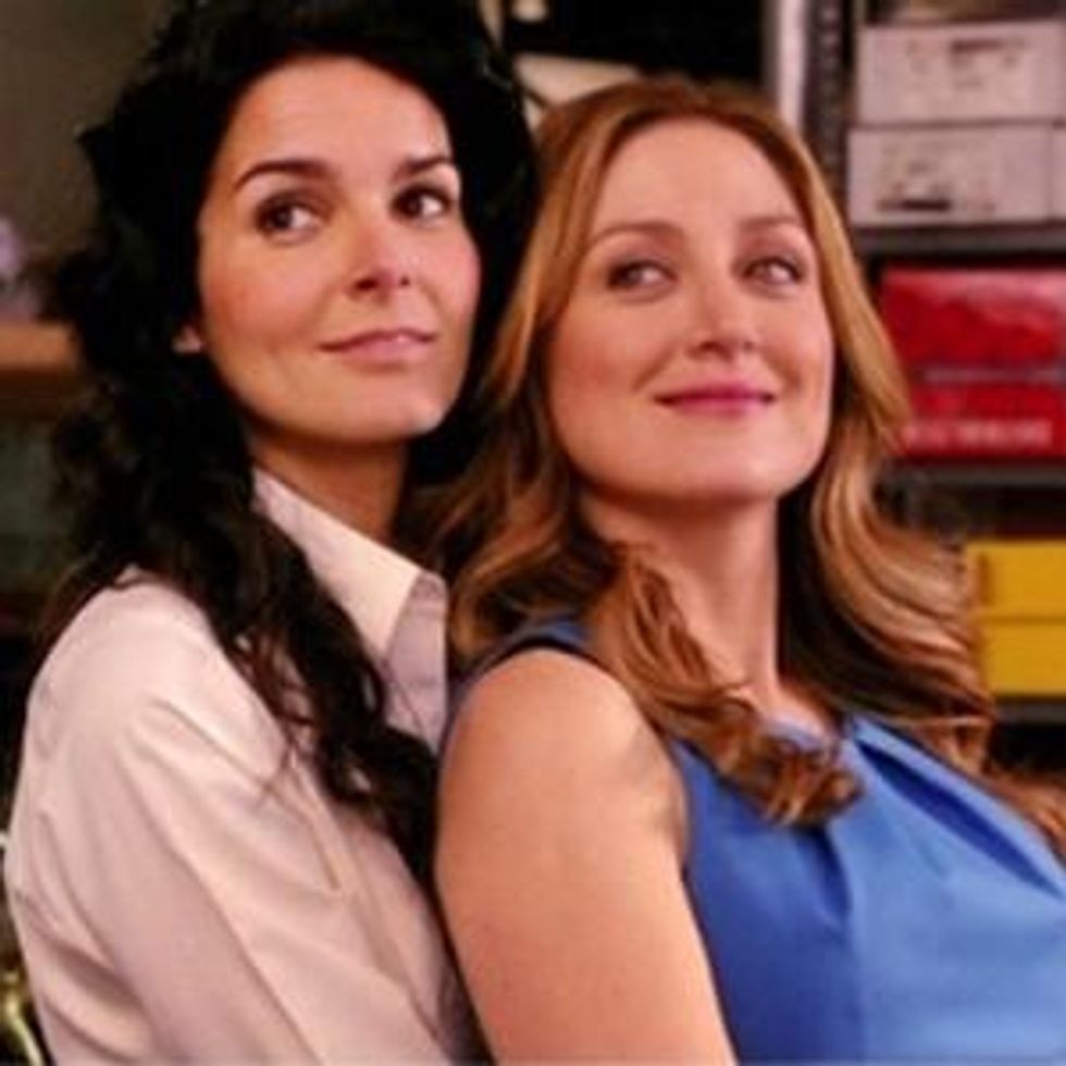 'Rizzoli and Isles' Totally Play Up Lesbian Chemistry for Fanbase