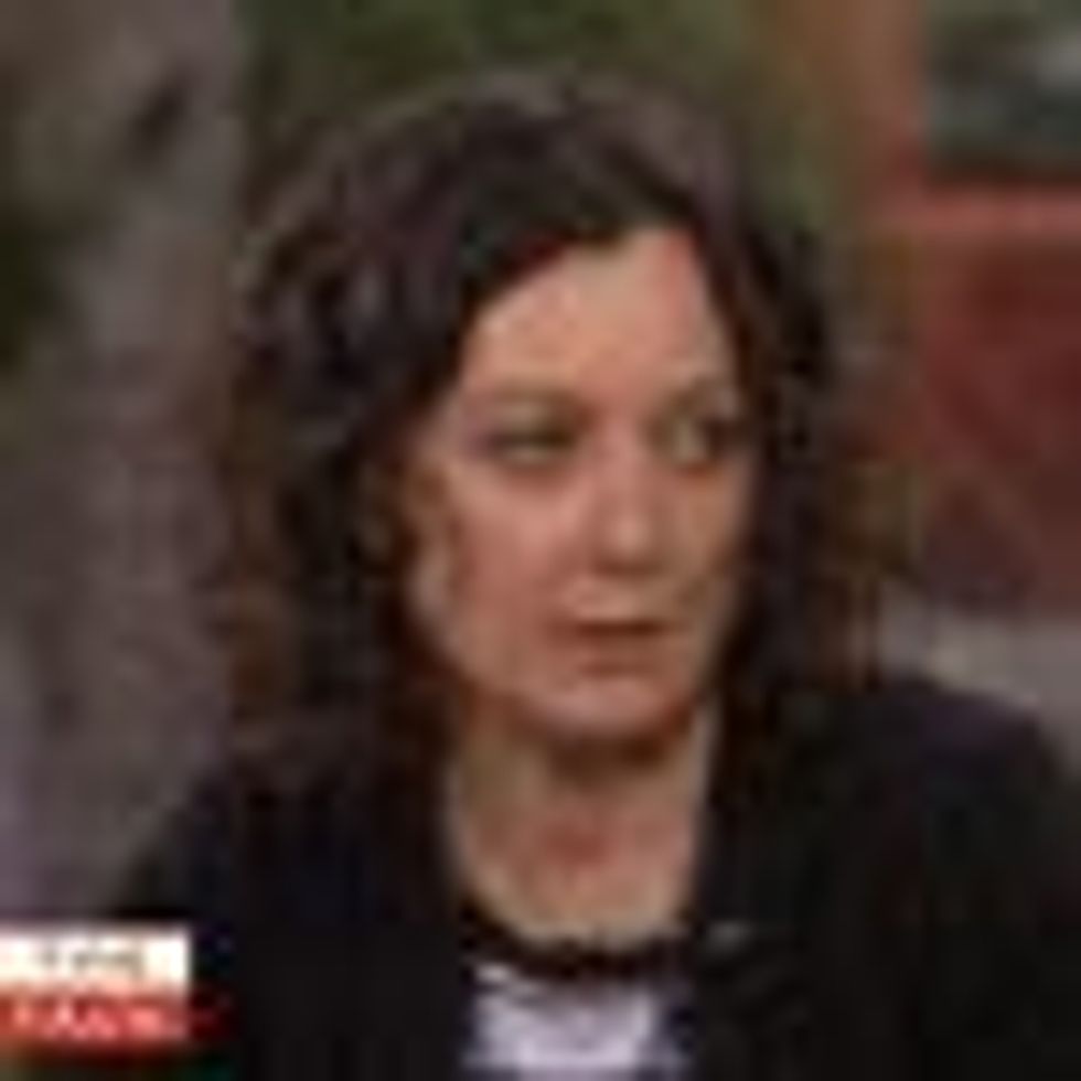 WATCH: Sara Gilbert and 'The Talk' Weigh in on Jane Lynch's Divorce 