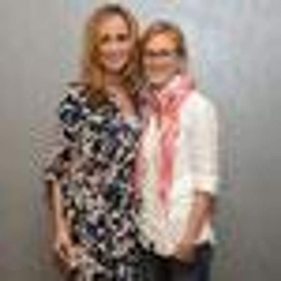 Chely Wright and Lauren Blitzer Welcome Twins 