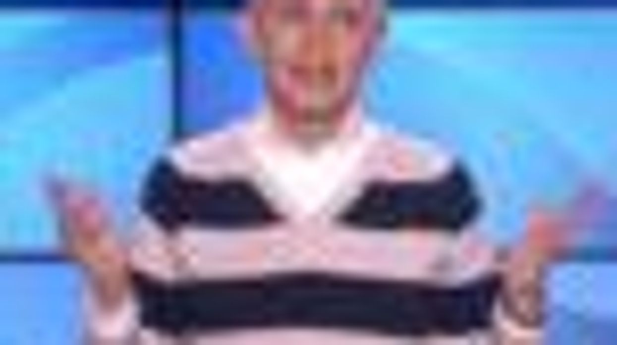 <p>WATCH: Ellen DeGeneres Congratulates Jason Collins, Makes a Lot of Tall Jokes</p>