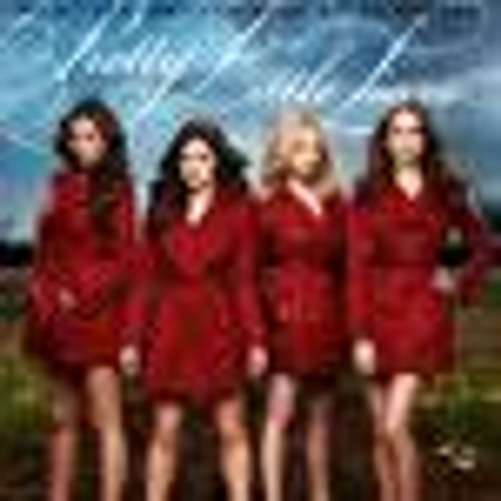 Shot of the Day: 'Pretty Little Liars' Season 4 Promo Complicates the Mysteries of Red Coat 