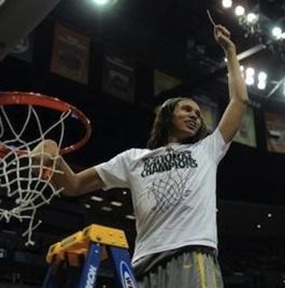College Basketball Star Brittney Griner Comes Out 