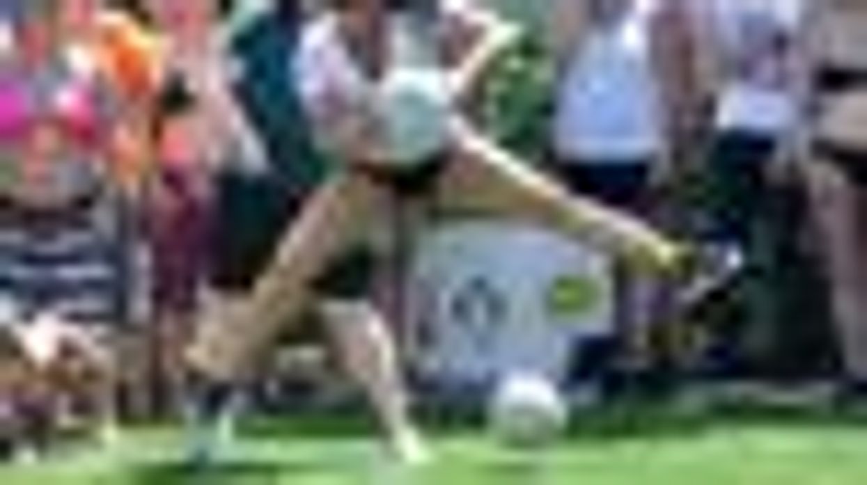 How To Kick Butt At Dodgeball, Even If You're A Hot Drunk Mess