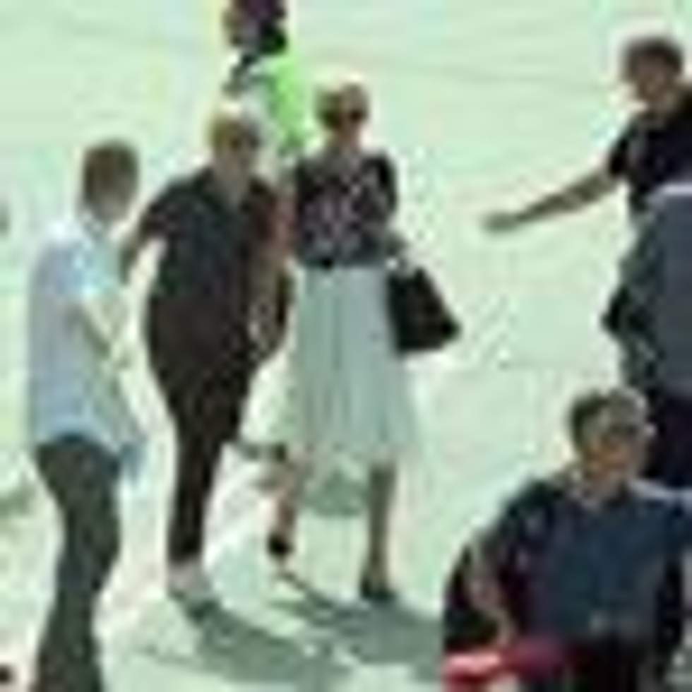 Shot of the Day: Ellen and Portia as Adorable as Ever in Australia