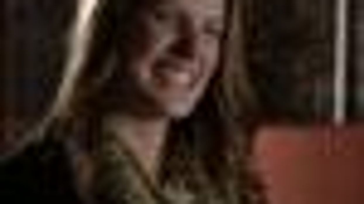 Watch: Olympian Missy Franklin Hangs with the Gay Ladies on 'Pretty Little Liars'