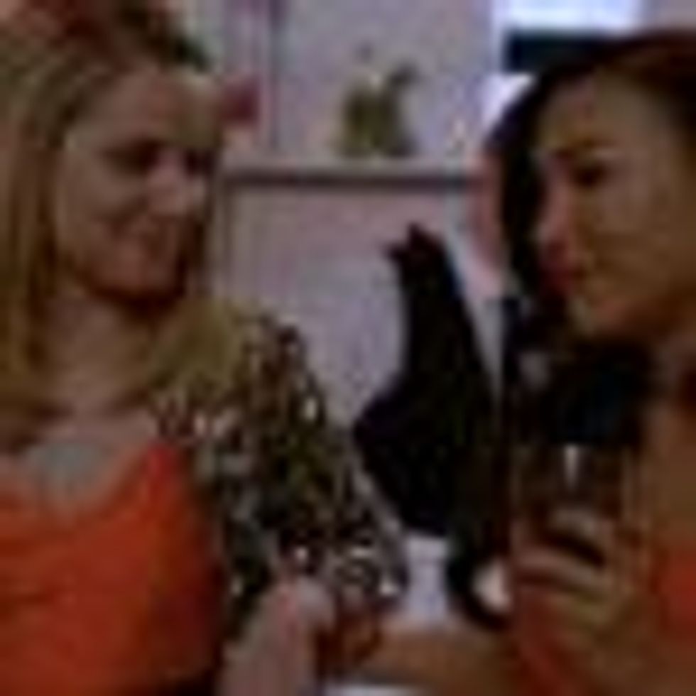'Glee's' Santana Helps Quinn Put the Lesbian in LUG for Valentine's Day 