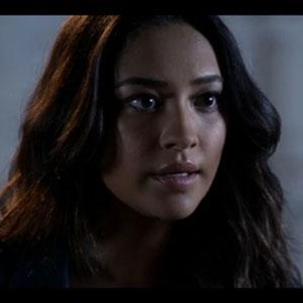 Pretty Little Liars Ep. 3.18 Recap: Emily Does Hypnotherapy, Spencer Speaks French 