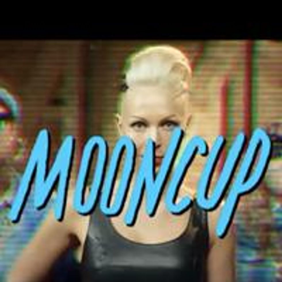 Watch: The Rap Battle of Tampon v. Mooncup 