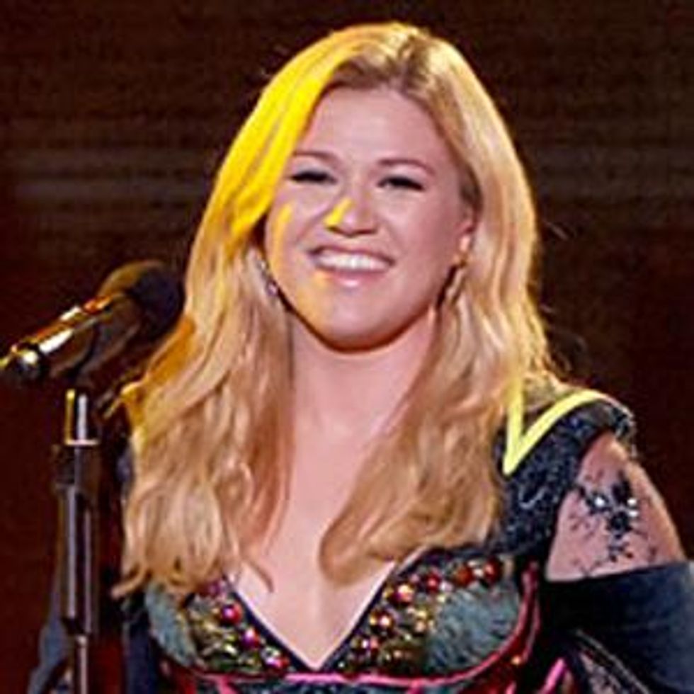 Listen: Jewel Plays 'Foolish Games' with Kelly Clarkson