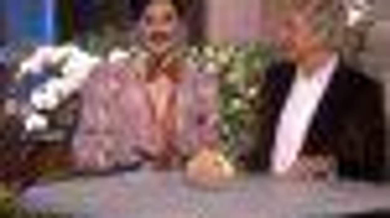 Watch: Katy Perry Sporting Male Game Show Host Drag Plays 'Grab Ellen's DeGeneres' Bust'