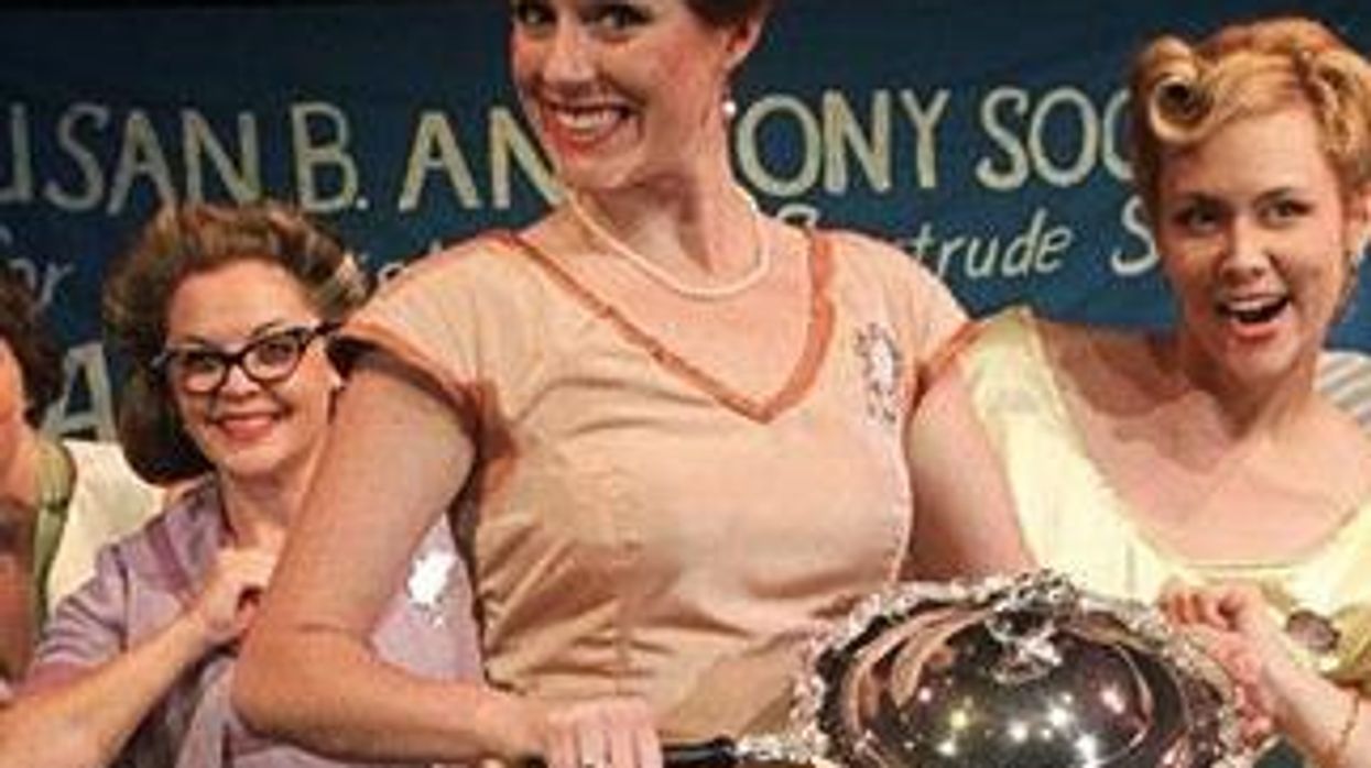 '5 Lesbians Eating Quiche' Takes a Hilarious Look at Proper-Yet-Jolly Lesbianism - Theater Review