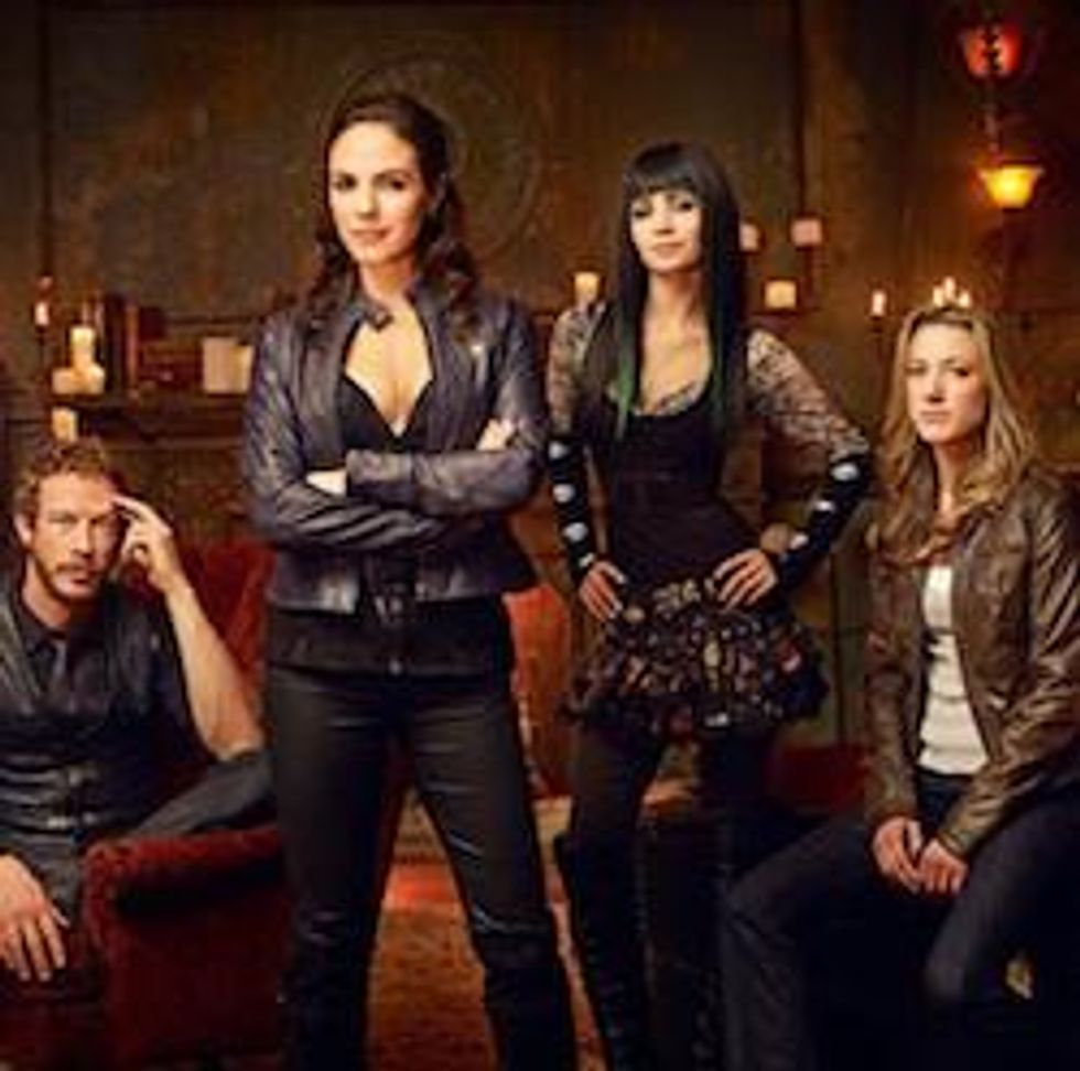  'Lost Girl' Producers Claim no Anti-Transgender Bias Intended After Accusation from GLAAD 