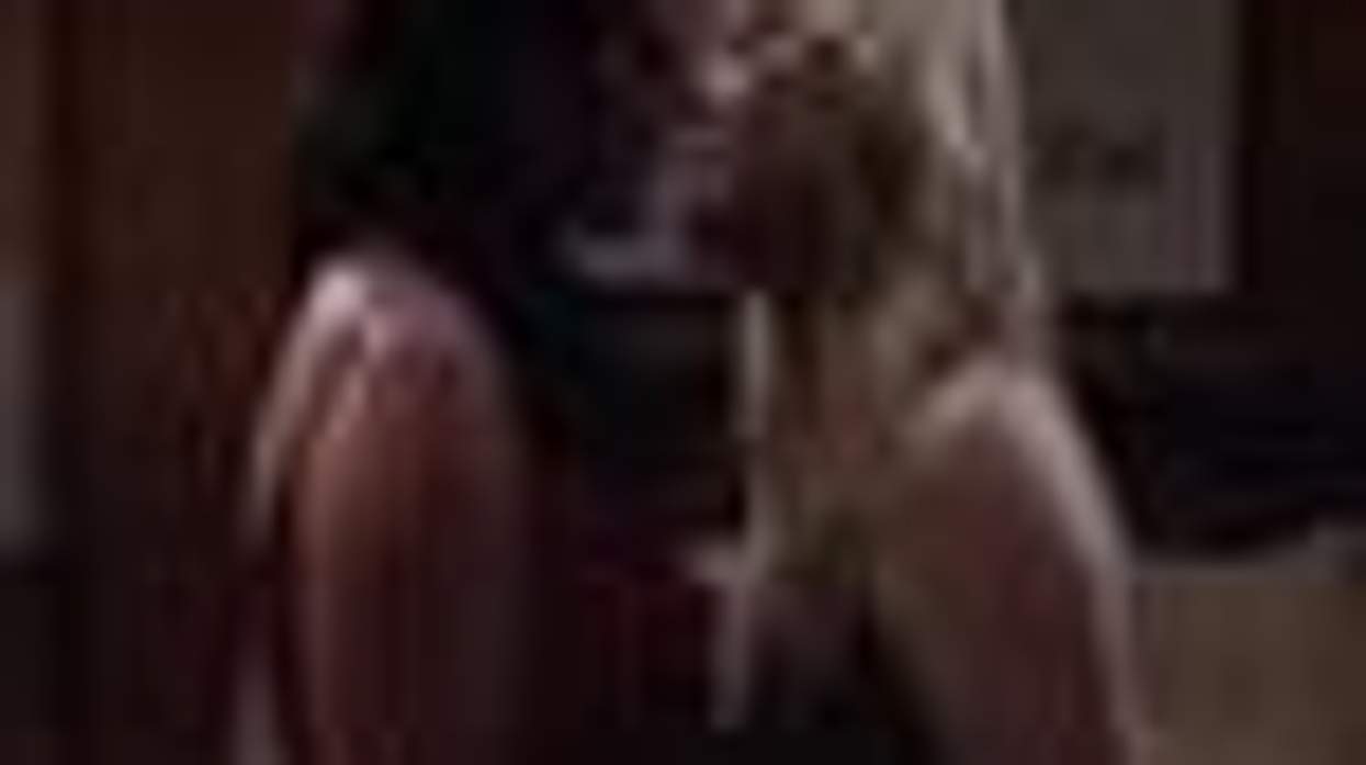 Watch: Grey's Anatomy's Callie and Arizona Feeling Frisky Again?