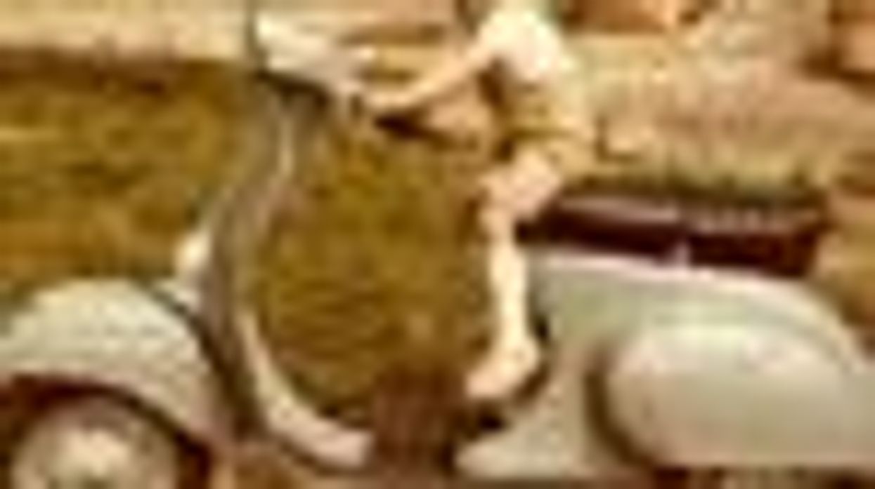 'Born This Way: Real Stories of Growing Up Gay' - Photos of Budding Queer Women