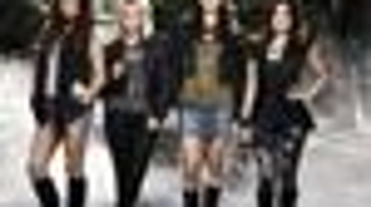 Shot of the Day: Pretty Little Liars Go Gritty for Winter Promo