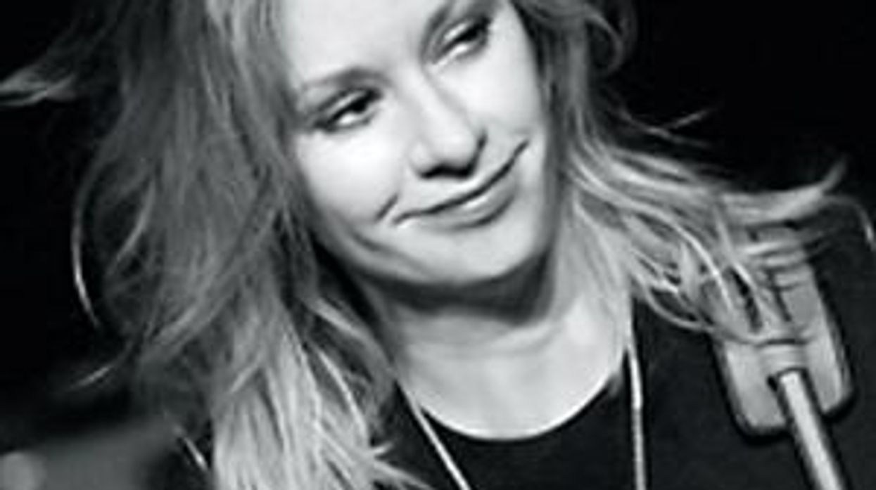 Country Singer Shelby Lynne's Sexuality Has 'Covered The Boundaries'