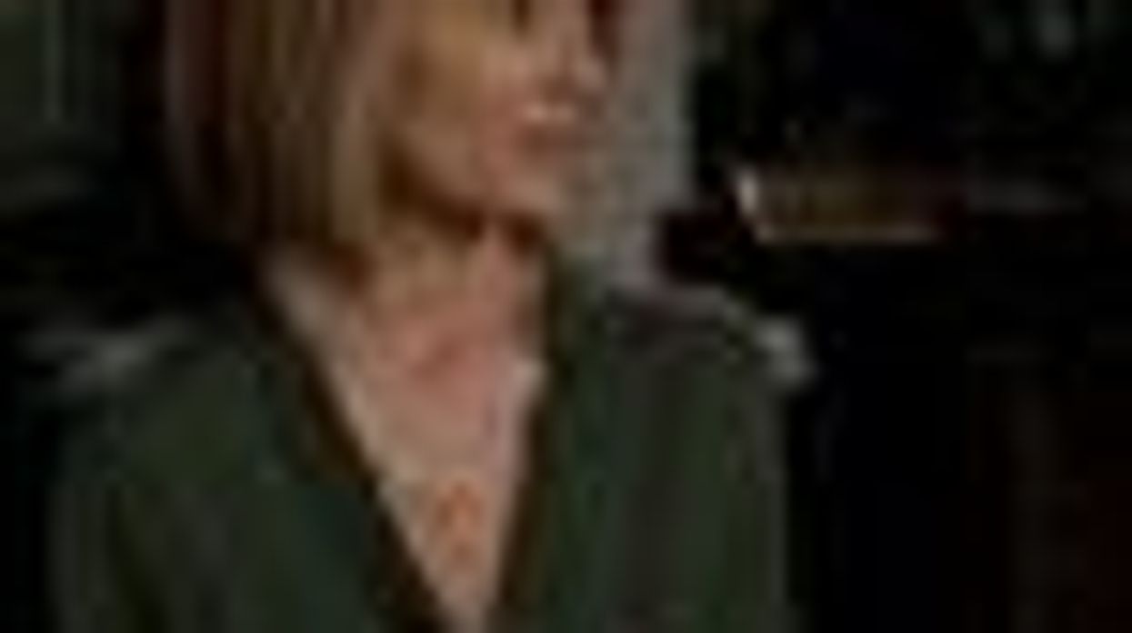 Watch: Leisha Hailey and Constance Zimmer as Lesbian Couple on 'The New Normal'