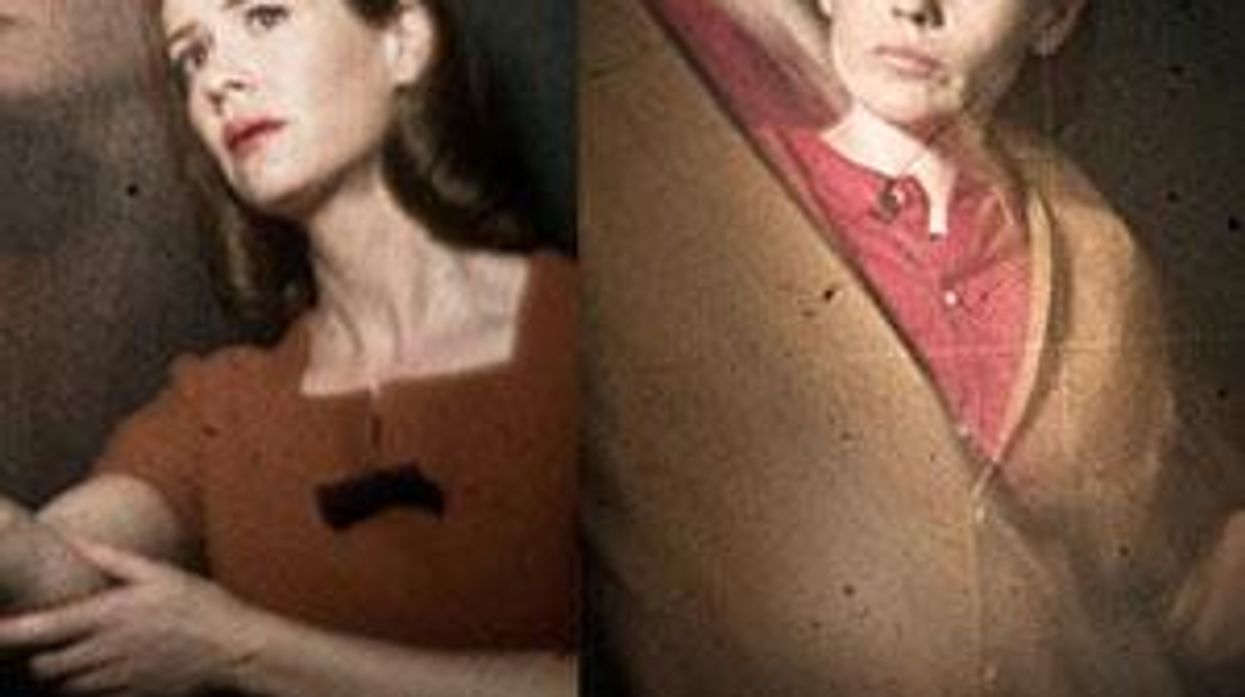 Shot of the Day: Sarah Paulson and Clea DuVall as their 'American Horror Story' Lesbian Characters