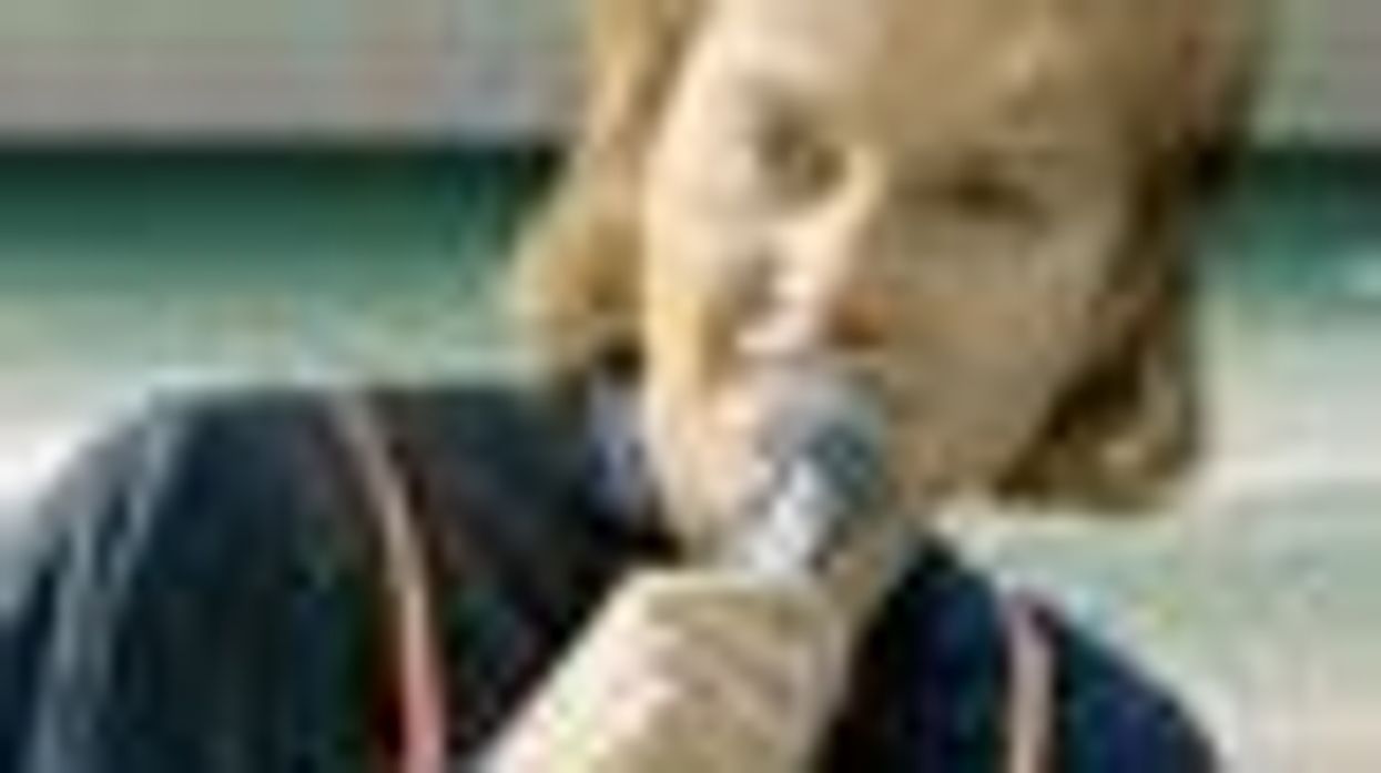 Watch: SNL's Kate McKinnon Shines as Ellen DeGeneres, Jodie Foster and Ecce Homo Restorer Cecilia Giminez