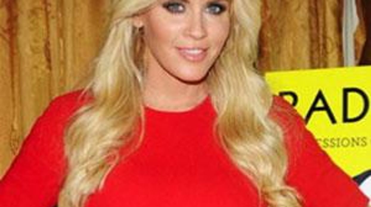 Watch Jenny McCarthy Recall Kissing Naked Playmates on a Beach