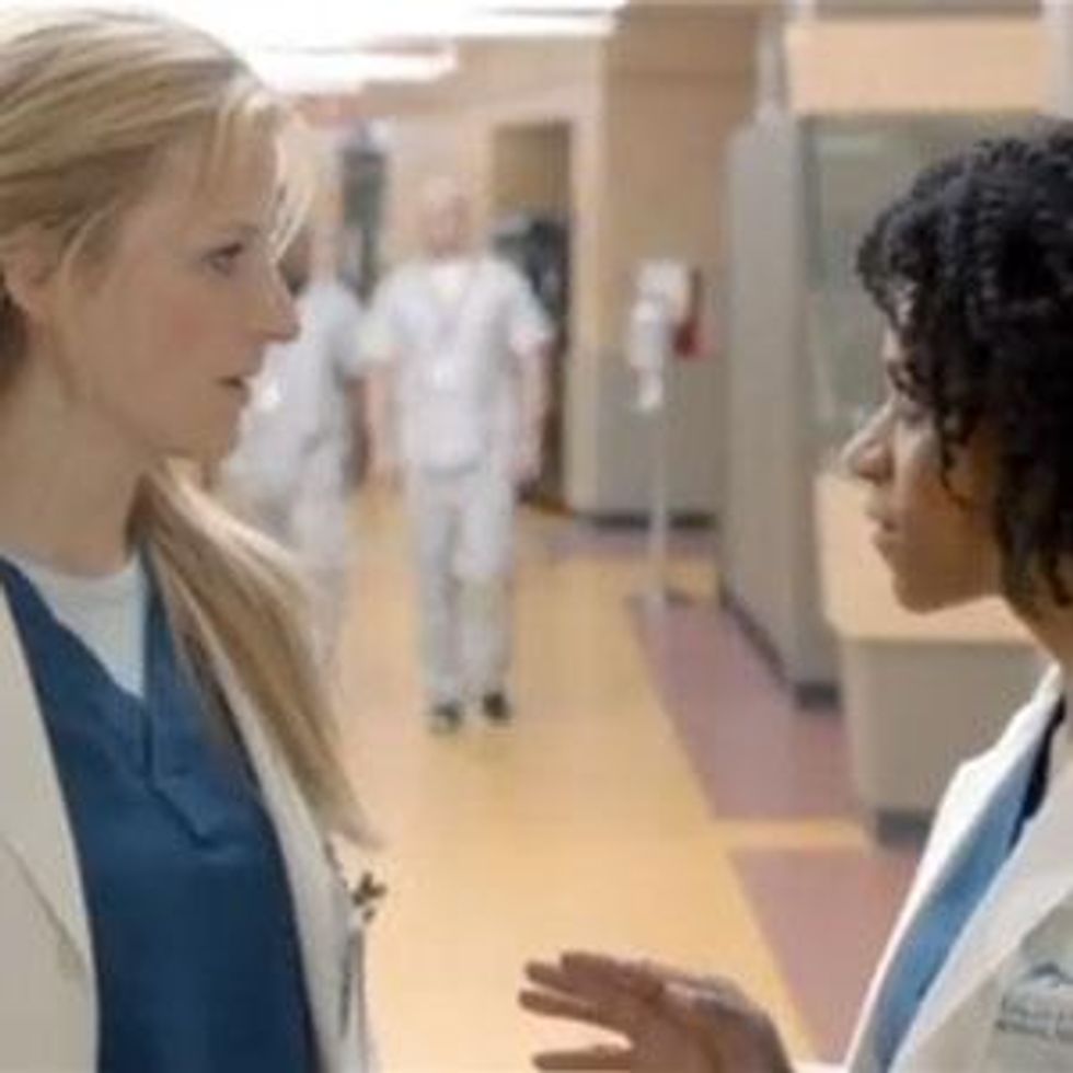Watch: 'Emily Owens, MD' Series Premiere