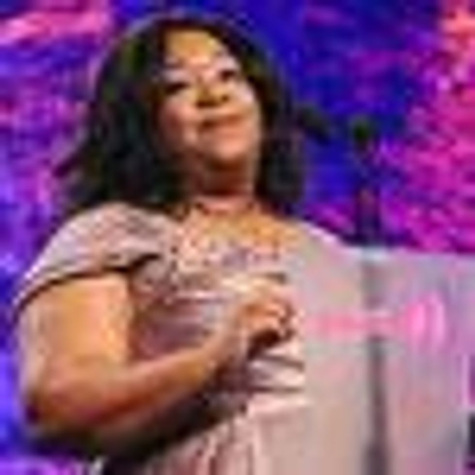 Shonda Rhimes Breaks Silence on her Blog About Callie, Arizona and the Lost Limb