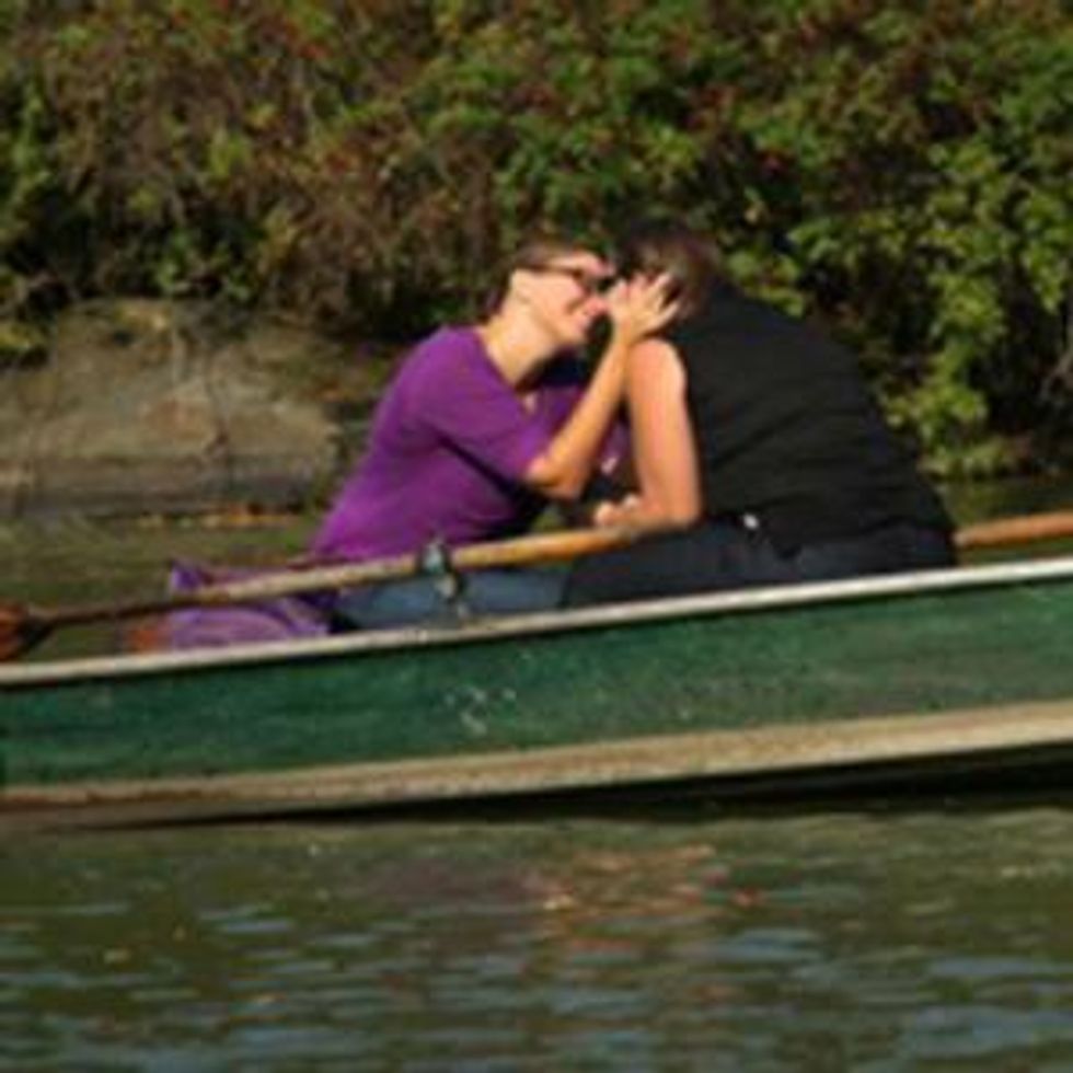 Adorable Lesbian Proposal On Central Park Rowboat