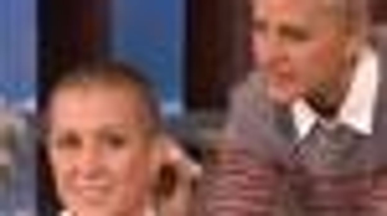 Watch: Ellen DeGeneres Shaves Her Name on Kellie Pickler's Head