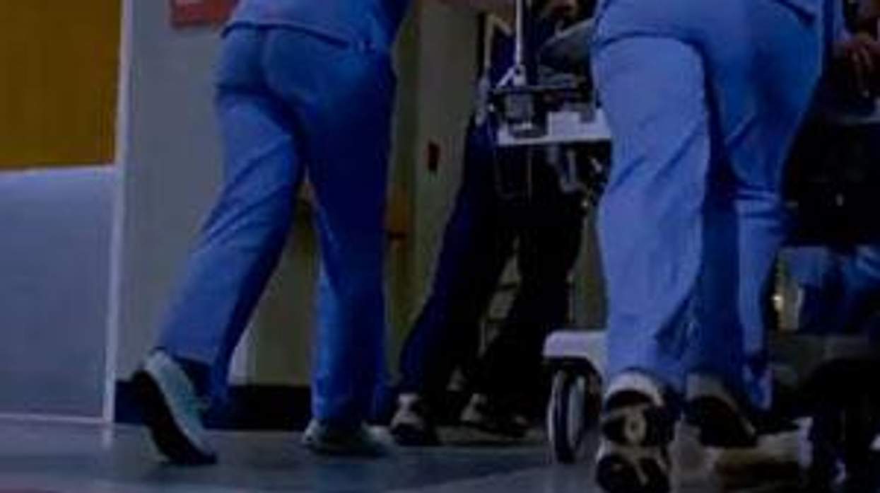 Watch: Grey's Anatomy Season 9 Promo - Will Arizona Survive?