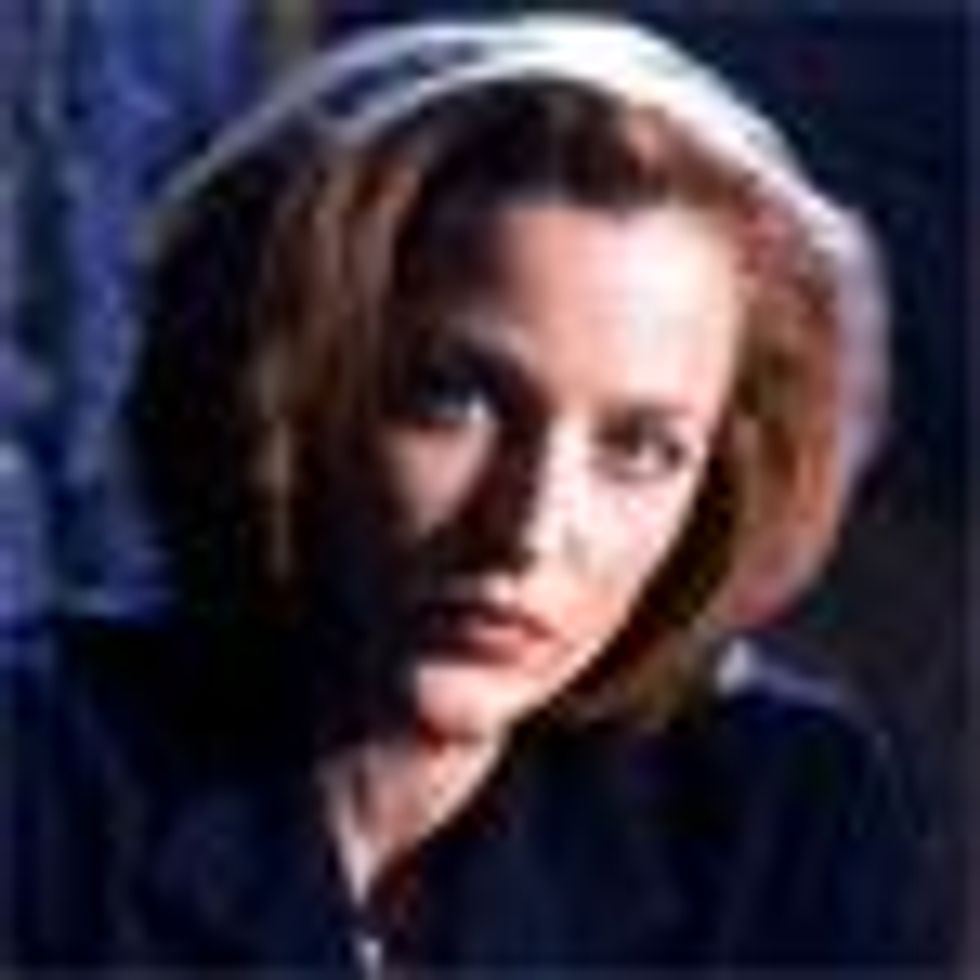 Two Minutes of 'The X-Files' Dana Scully Saying 'Oh My God' - Dim the Lights and Listen