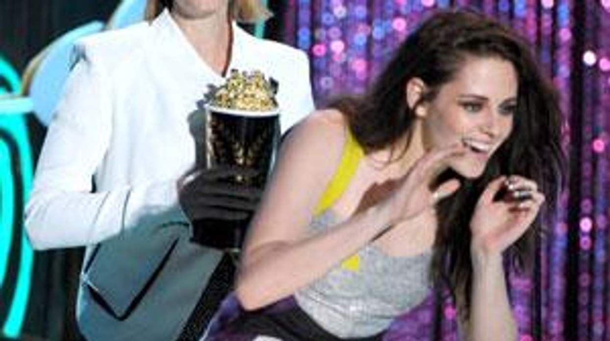 Jodie Foster Defends Movie Daughter Kristen Stewart in Light of Cheating Allegations