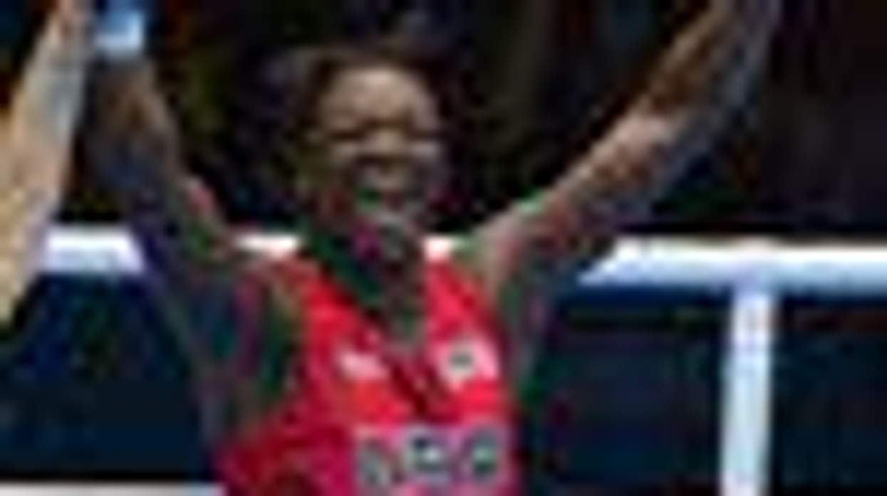 Claressa Shields Becomes First US Female Middleweight to Win Gold