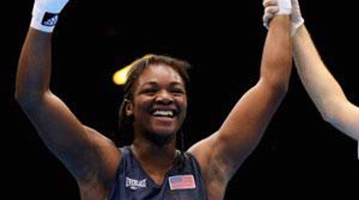 US Middleweight Claressa Shields Advances to Gold Medal Bout
