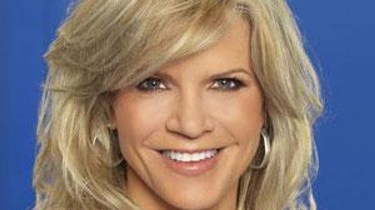 Out Designer Leslie Ezelle Returns to HGTV on 'Design Star All Stars'