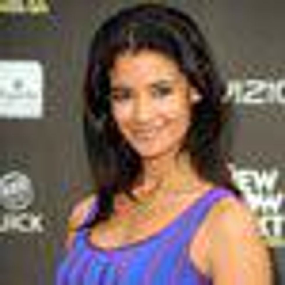 Out Actress Jessica Clark Makes a Bloody Splash on 'True Blood' 
