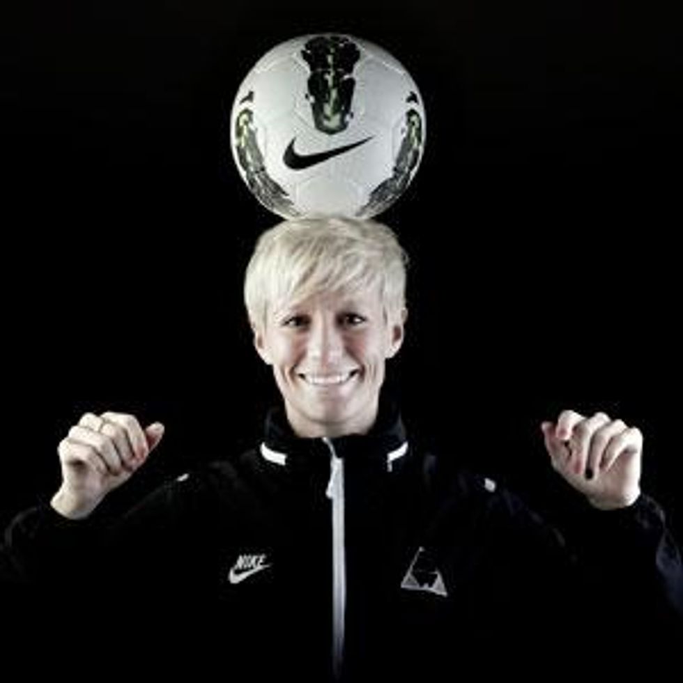 US Women's Soccer Star Megan Rapinoe Confirms She's Gay in Out 