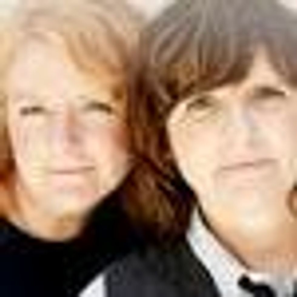 The Indigo Girls on Tour at the Wiltern - Concert Review 