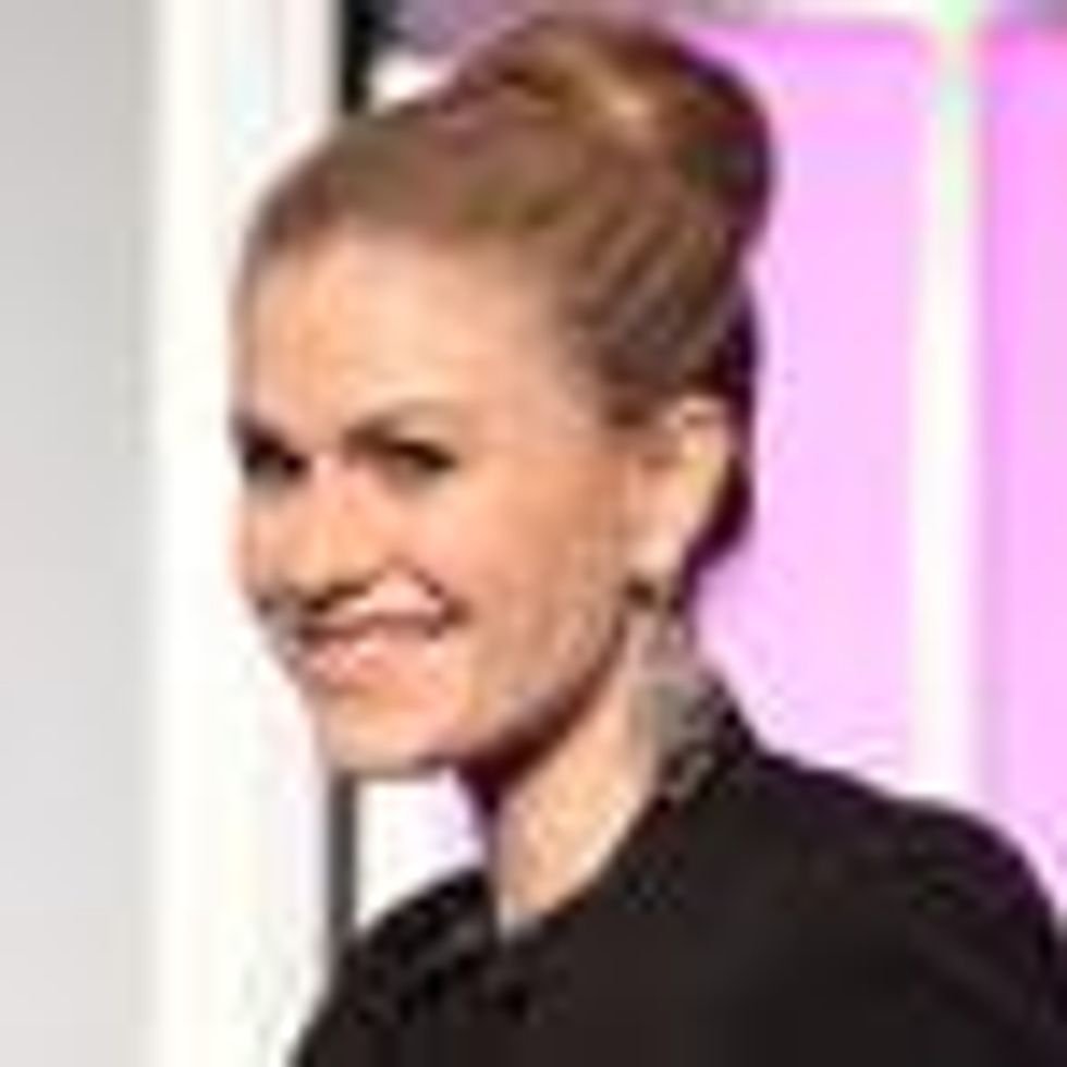 Anna Paquin Still Explaining The Concept of Bisexuality