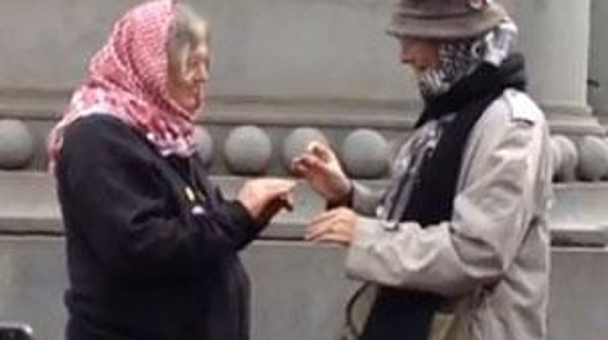 Love Among the Tents: Two Women Marry at Occupy DC Site - Video