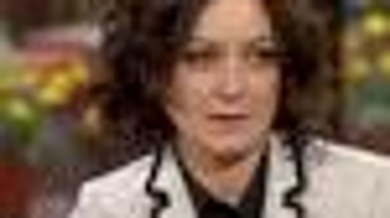 Sara Gilbert Takes On Kirk Cameron's Antigay Remarks on 'The Talk' - Video