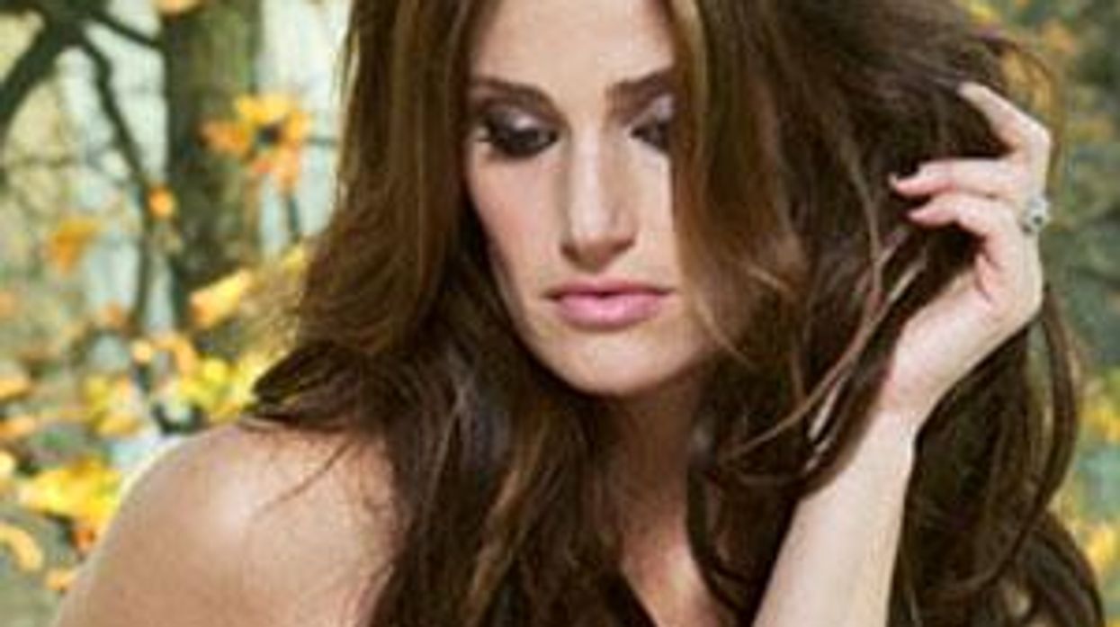 Idina Menzel Barefoot at the Symphony - Interview