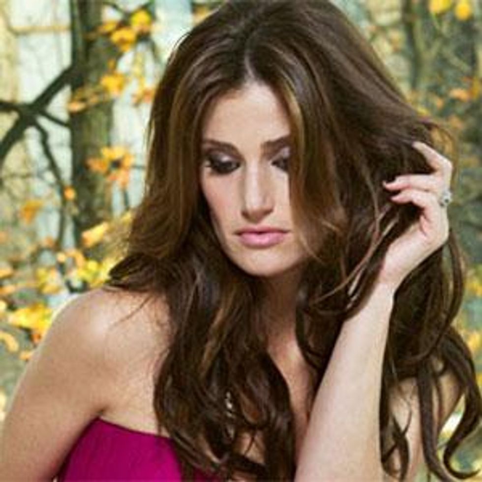 Idina Menzel Barefoot at the Symphony - Interview