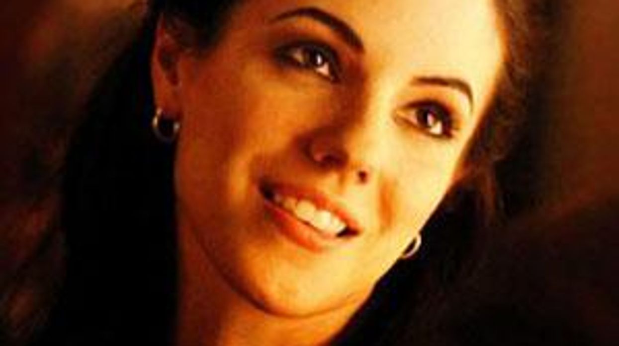 'Lost Girl' Episode 1.4 Re-Cap: Faetal Attraction