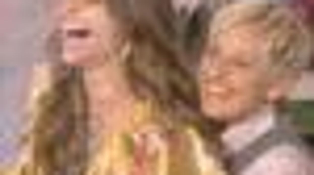 Ellen DeGeneres and Sofia Vergara on Boobs, Hair Color and Cover Girl: Video