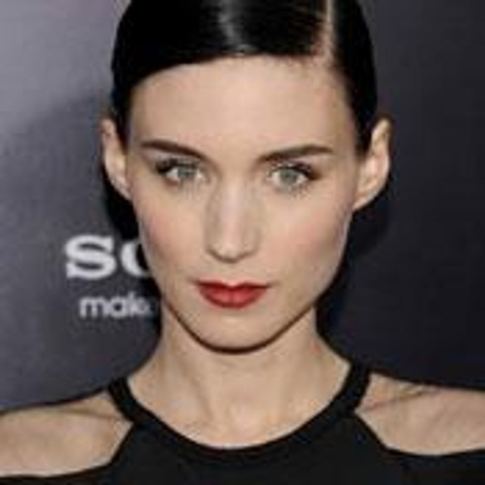 Rooney Mara Wows at 'Girl with the Dragon Tattoo New York Premiere – Photos