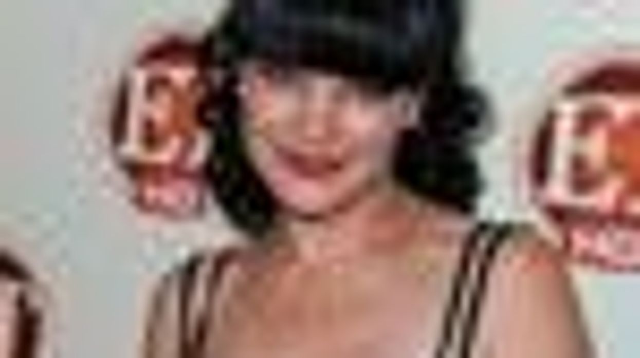 Engaged NCIS Star Pauley Perrette Tweets She Won't Marry Until Prop 8 is Repealed