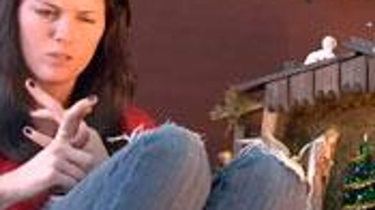 Faux Kristen Stewart Explains The Story of Christmas - Video